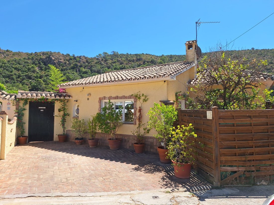 House in Benahavis, Andalusia, Spain 1 - 18722566