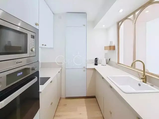 Appartement à Cannes, Provence-Alpes-Côte d'Azur, France 4 - 18096160