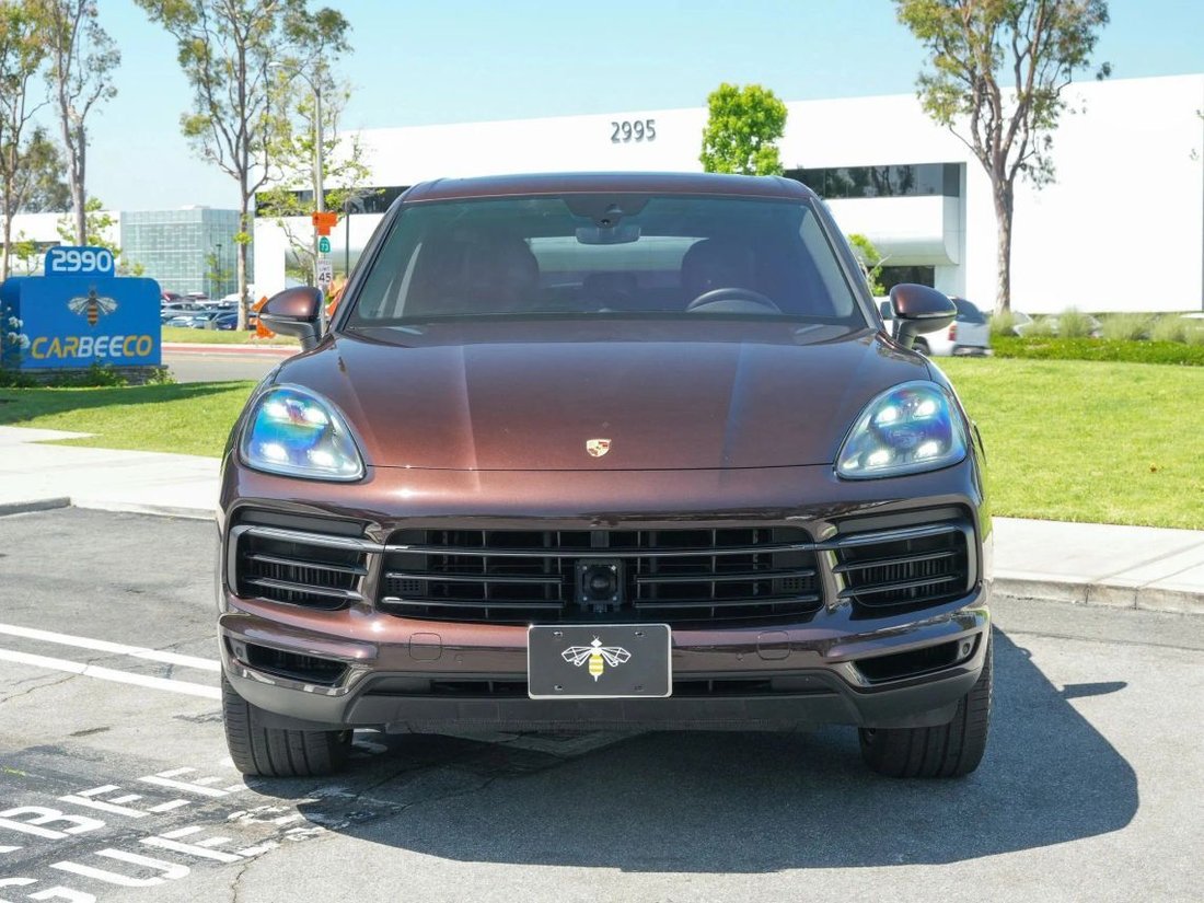 Suv in Costa Mesa, CA, United States 2 - 18721180