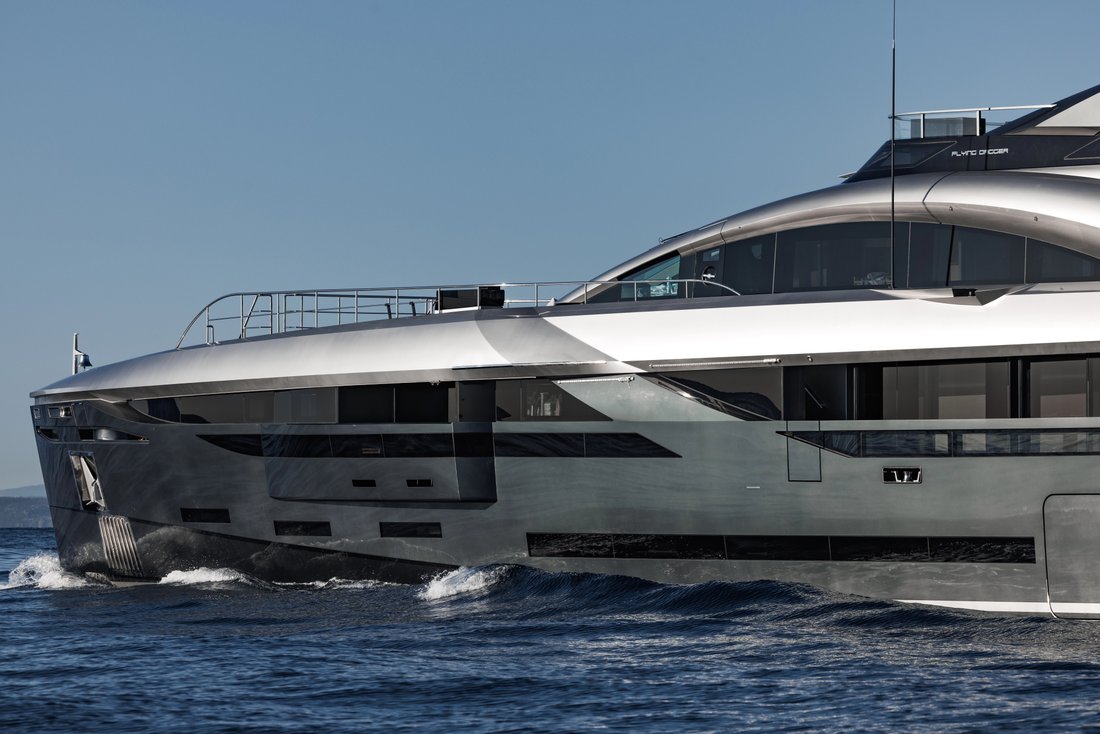 Yacht in Italy 5 - 18727423