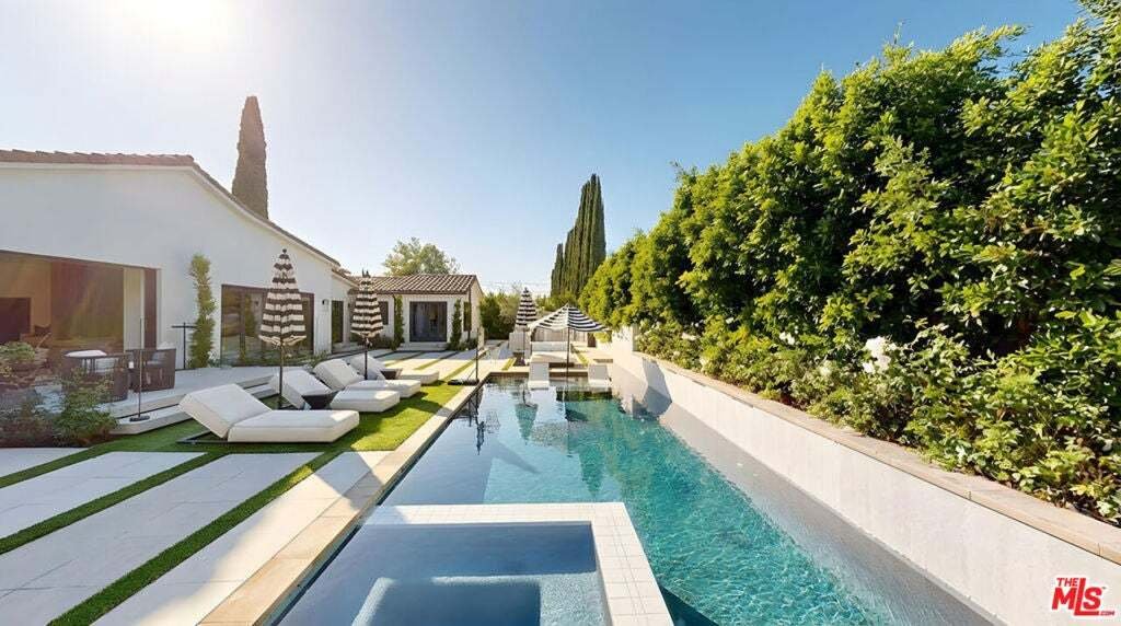 House in Orange, California, United States 3 - 18726580