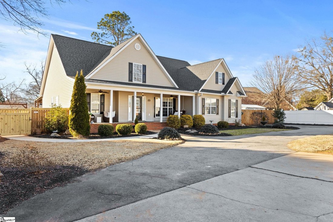 House in Greenville, South Carolina, United States 3 - 18727012