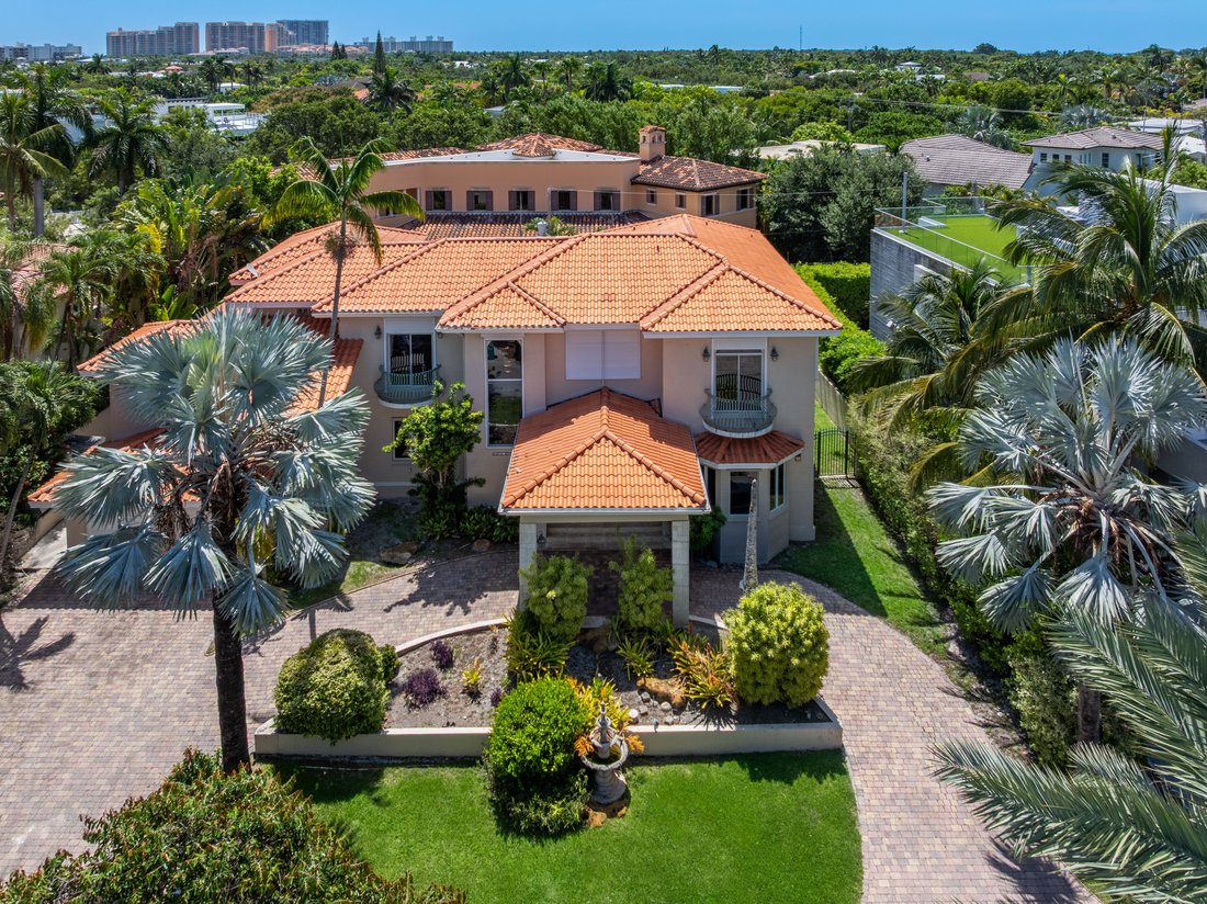 Maison à Key Biscayne, Floride, États-Unis 1 - 18721836
