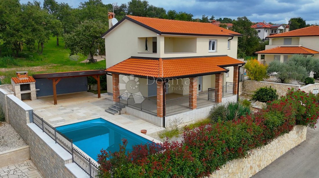 Casa en Kaštelir, Istria, Croacia 1 - 18728174