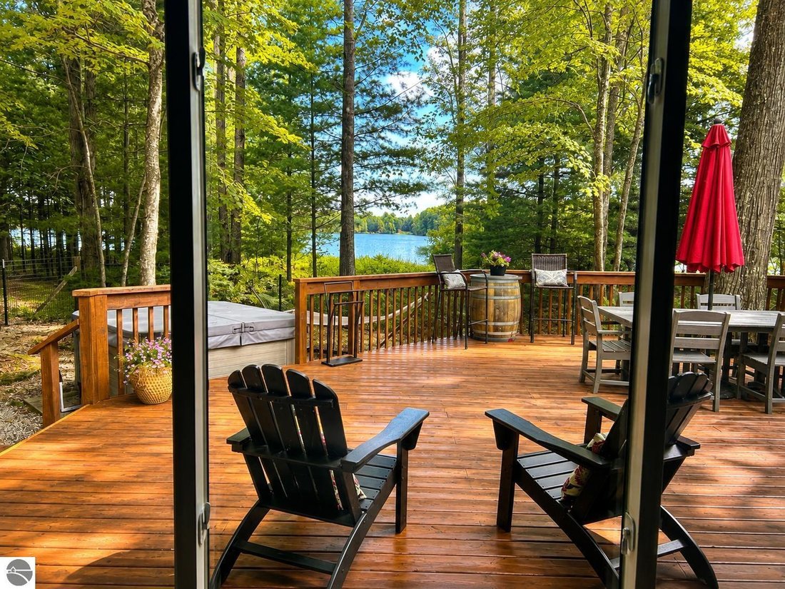 Casa a Interlochen, Michigan, Stati Uniti 1 - 18721858