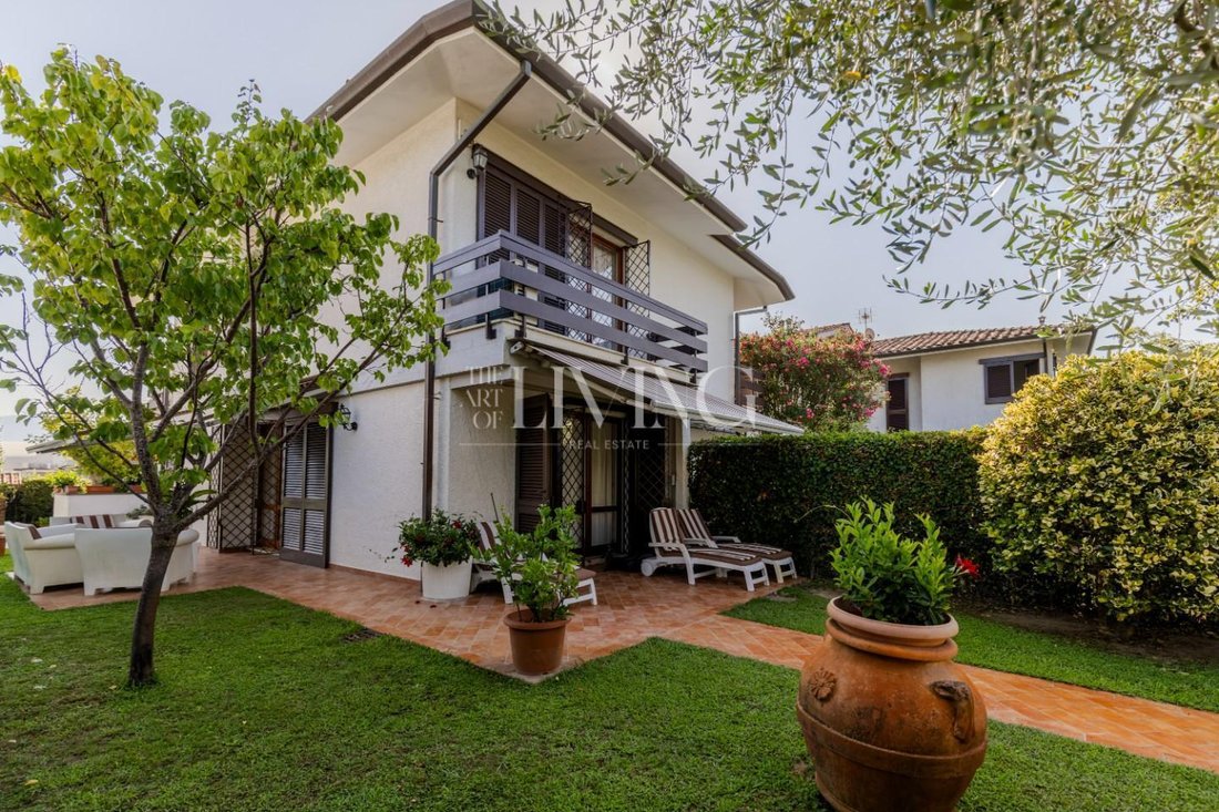 Landhaus in Focette, Pietrasanta, Italien 1 - 18727988
