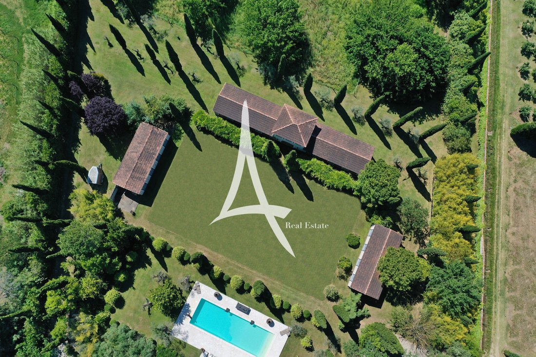 Villa en Eygalières, Provenza-Alpes-Costa Azul, Francia 2 - 18727879