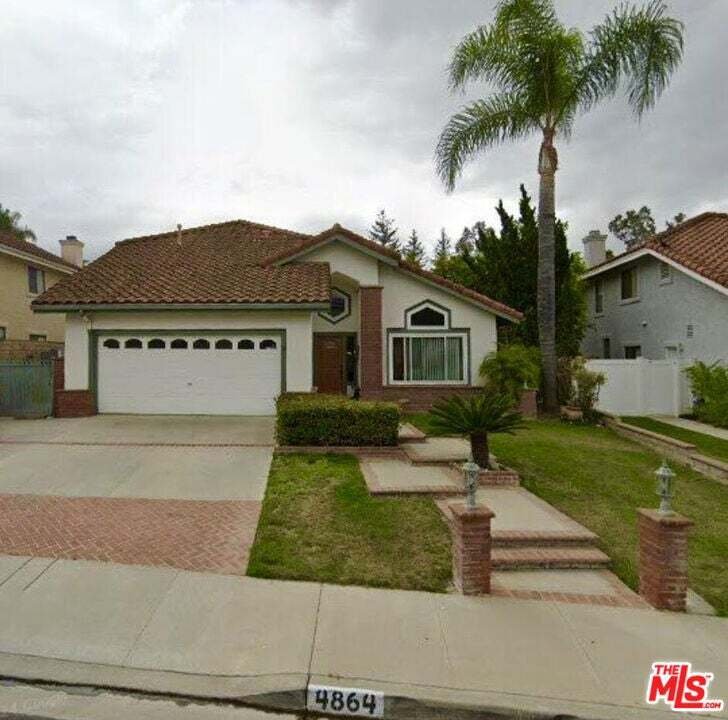 House in Camarillo, California, United States 1 - 18721978