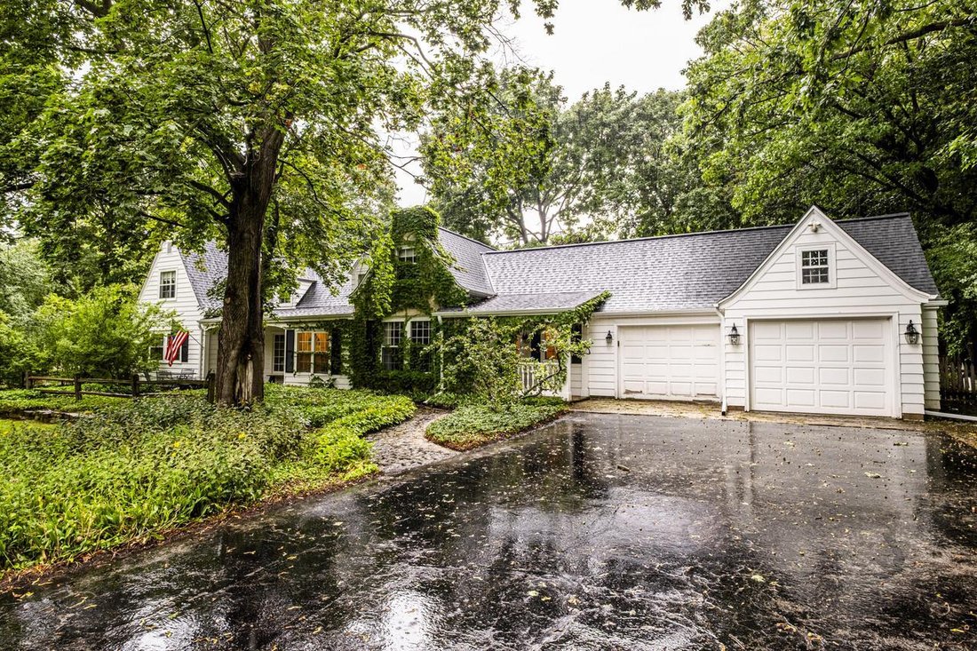 House in Elm Grove, Wisconsin, United States 1 - 18722173