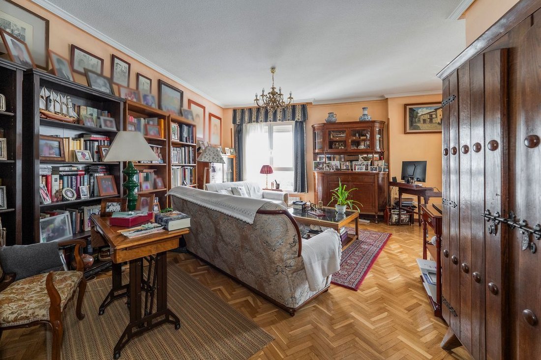 Apartment in Ciudad Lineal, Madrid, Spain 1 - 18181594