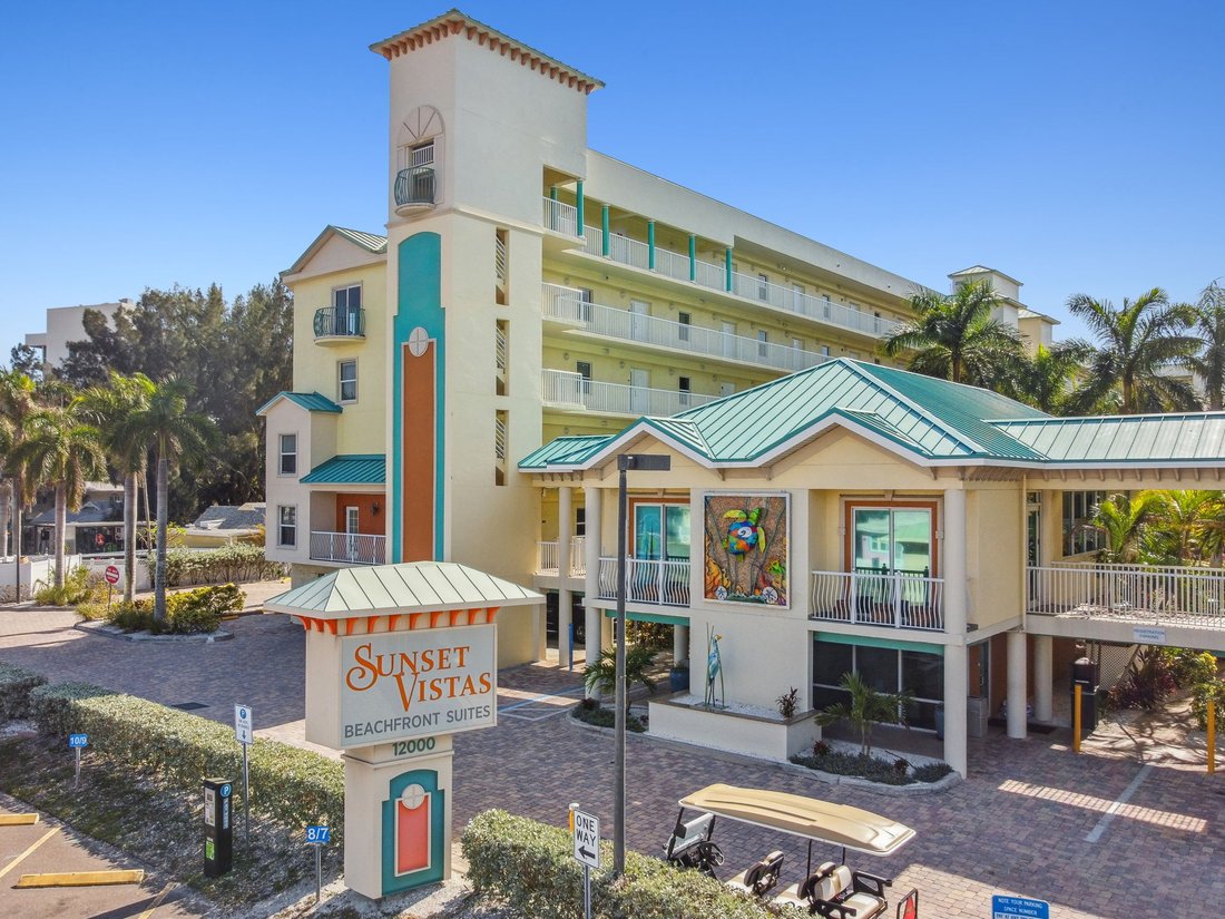 Condo in St. Pete Beach, Florida, United States 4 - 18728127