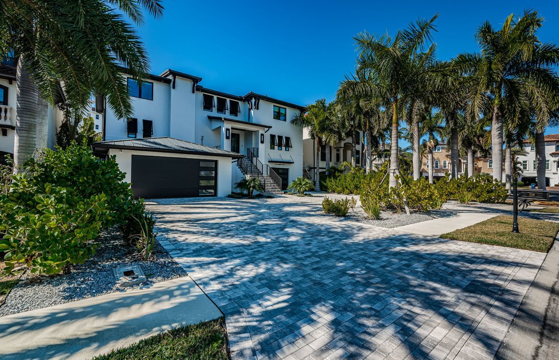 House in Madeira Beach, Florida, United States 1 - 18728029