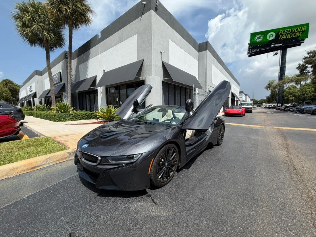 Cabriolet in Boynton Beach, FL, United States 1 - 18531421