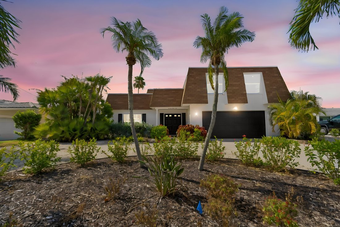 House in St. Pete Beach, Florida, United States 1 - 18727929
