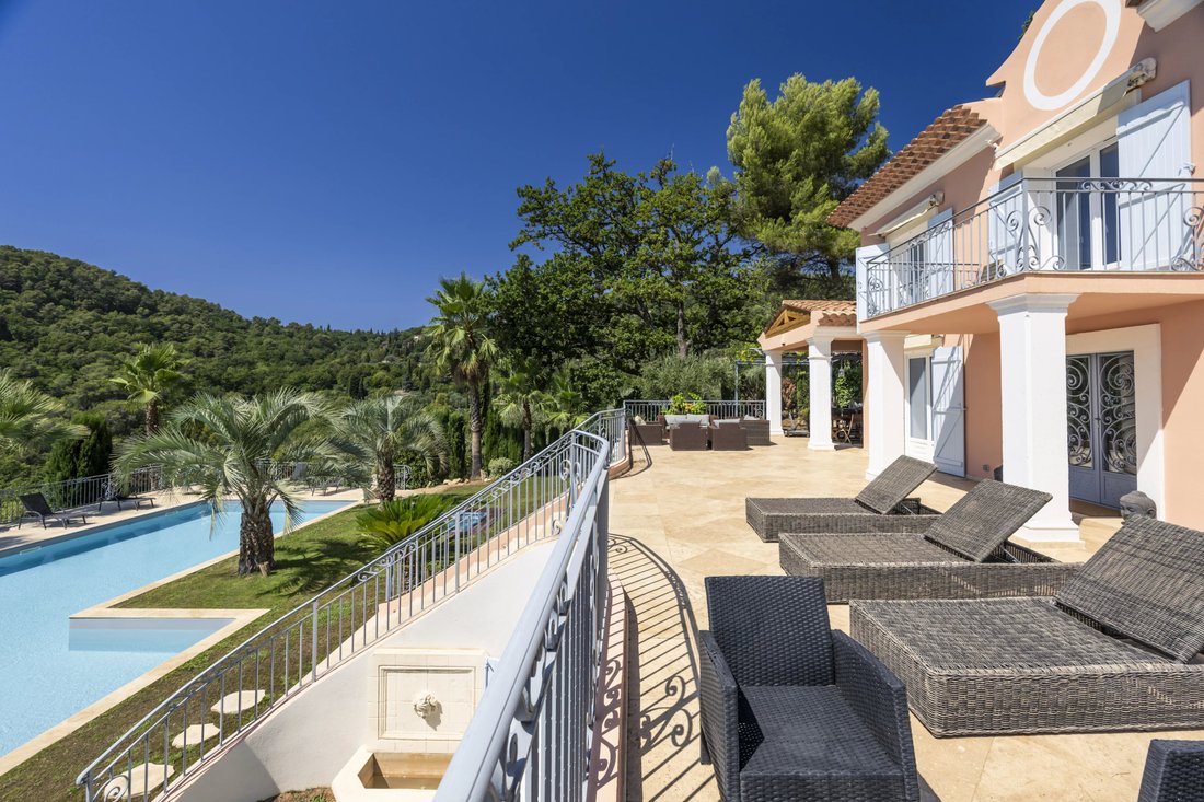 Villa en Grasse, Provenza-Alpes-Costa Azul, Francia 5 - 18723961