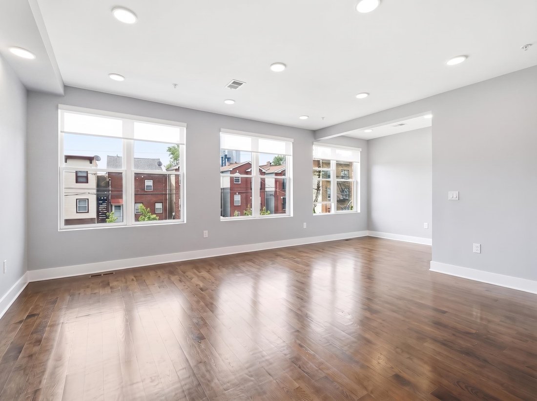 Condo in Jersey City, New Jersey, United States 1 - 18074224
