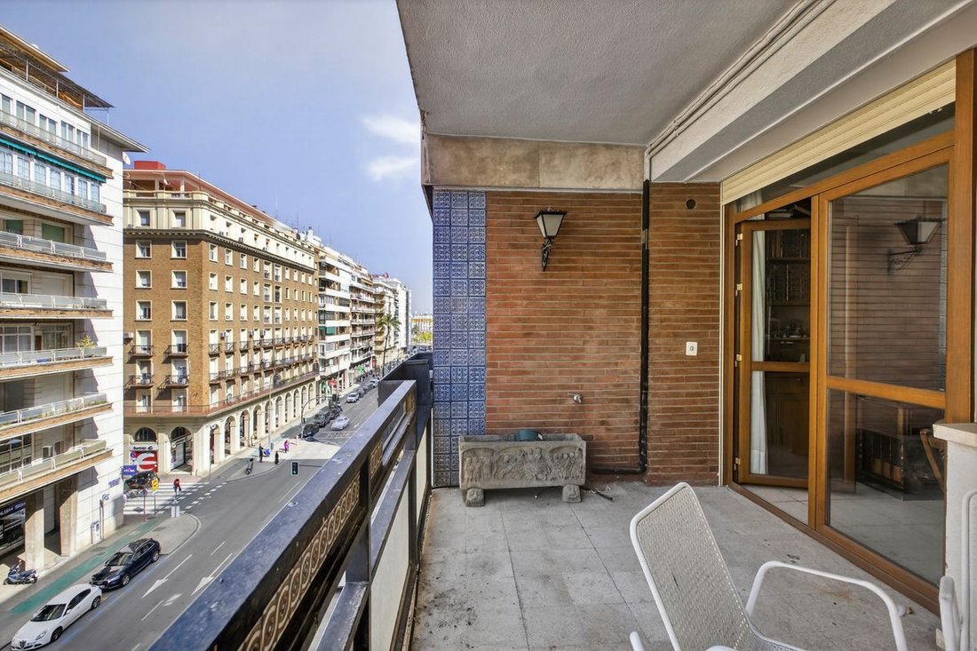 Apartment in Los Remedios, Seville, Spain 3 - 17519880