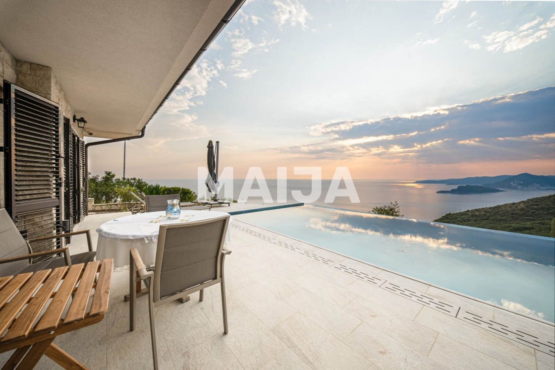 Villa in Tudorovići, Montenegro 5 - 18726308
