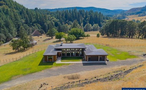 Casa a Willamina, Oregon, Stati Uniti 1