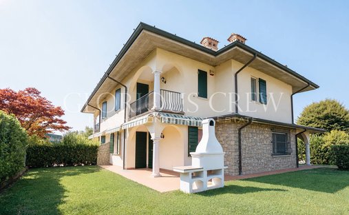 Villa a Castel Mella, Lombardia, Italia 1