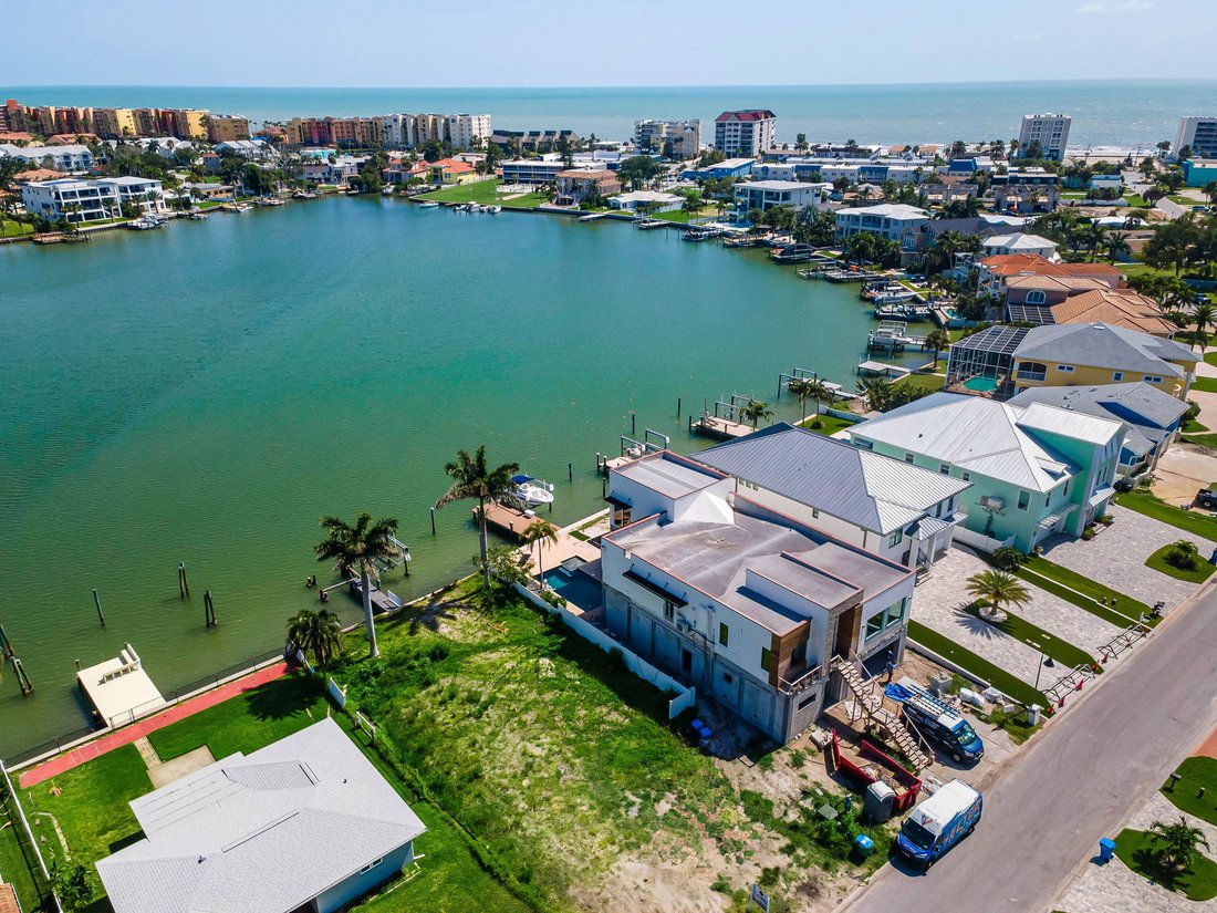 Land in Madeira Beach, Florida, Vereinigte Staaten 4 - 18728142