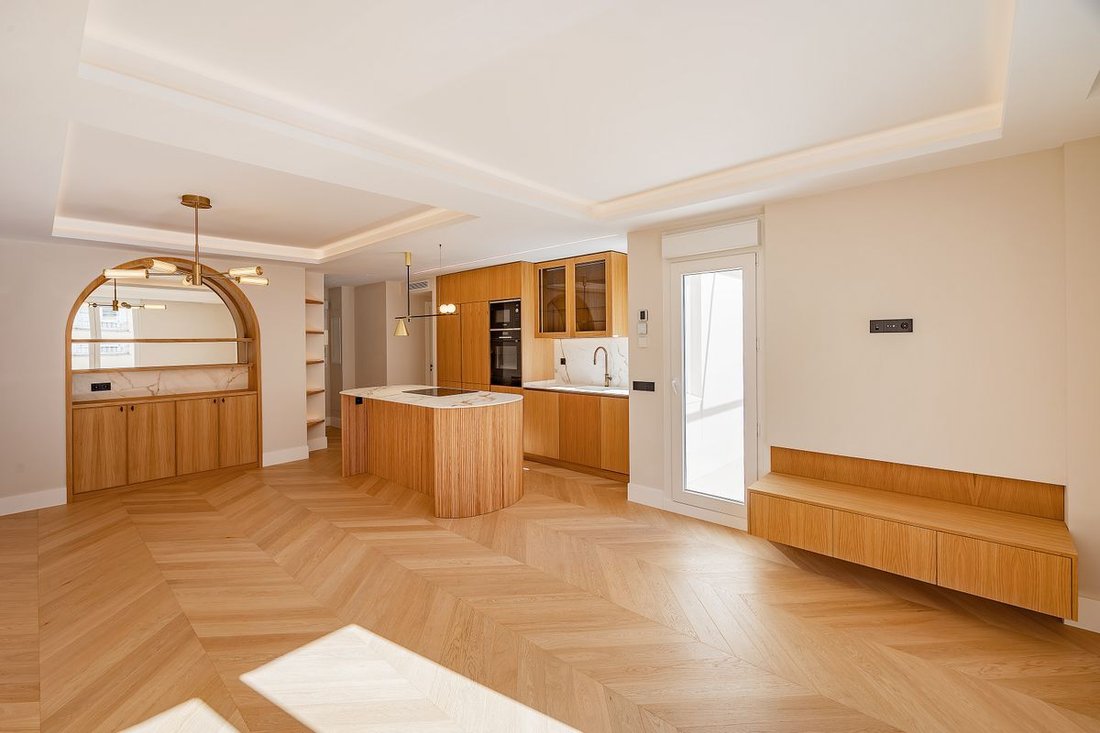 Penthouse in Chamberi, Madrid, Spain 5 - 17969333