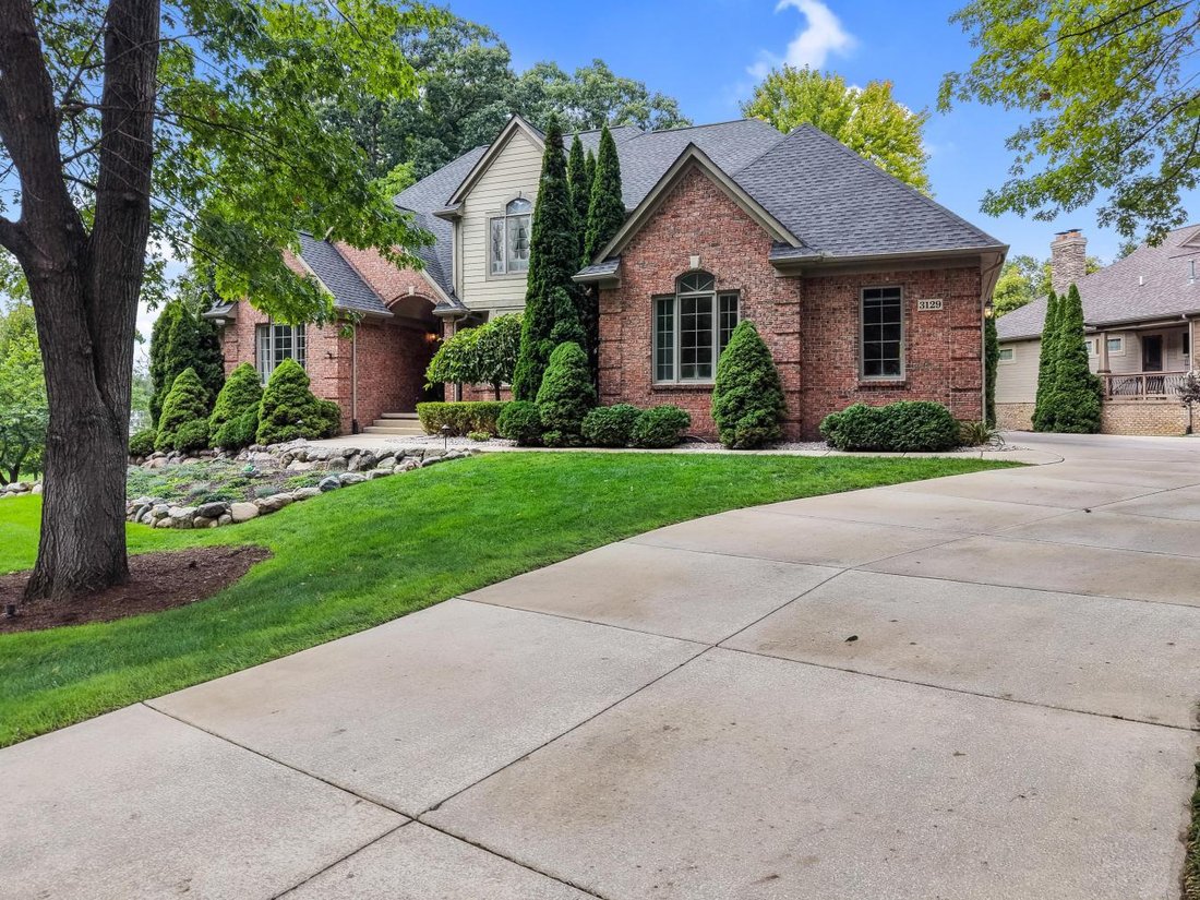 House in Township of Hamburg, Michigan, United States 1 - 18720781