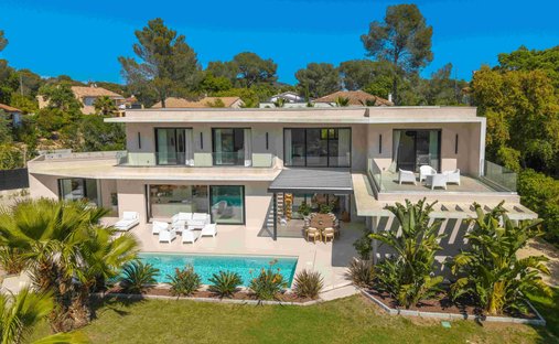 Villa à Le Dramont-Agay-Anthéor-Le Trayas, Saint-Raphaël, France 1