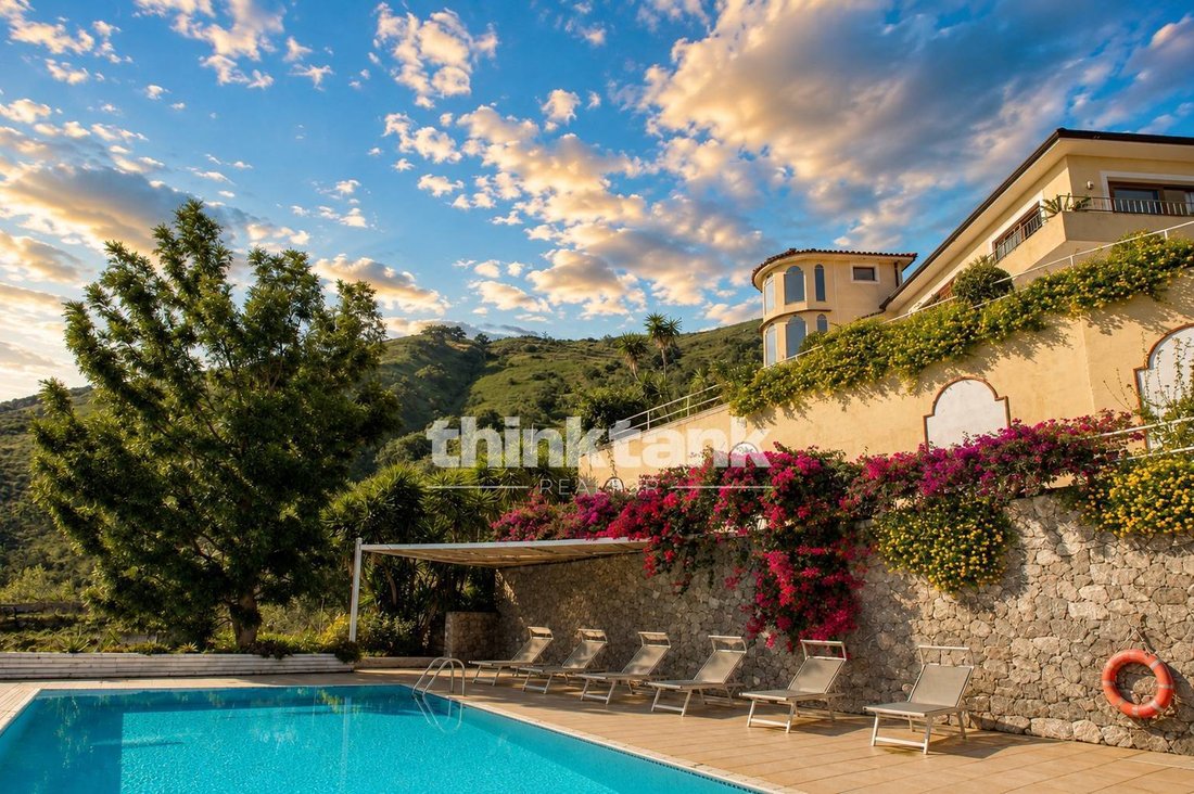 Villa à Letojanni, Sicile, Italie 3 - 18729013