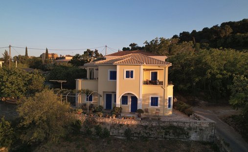 Apartment in Mpoxalis, Peloponnese, Western Greece and the Ionian, Greece 1