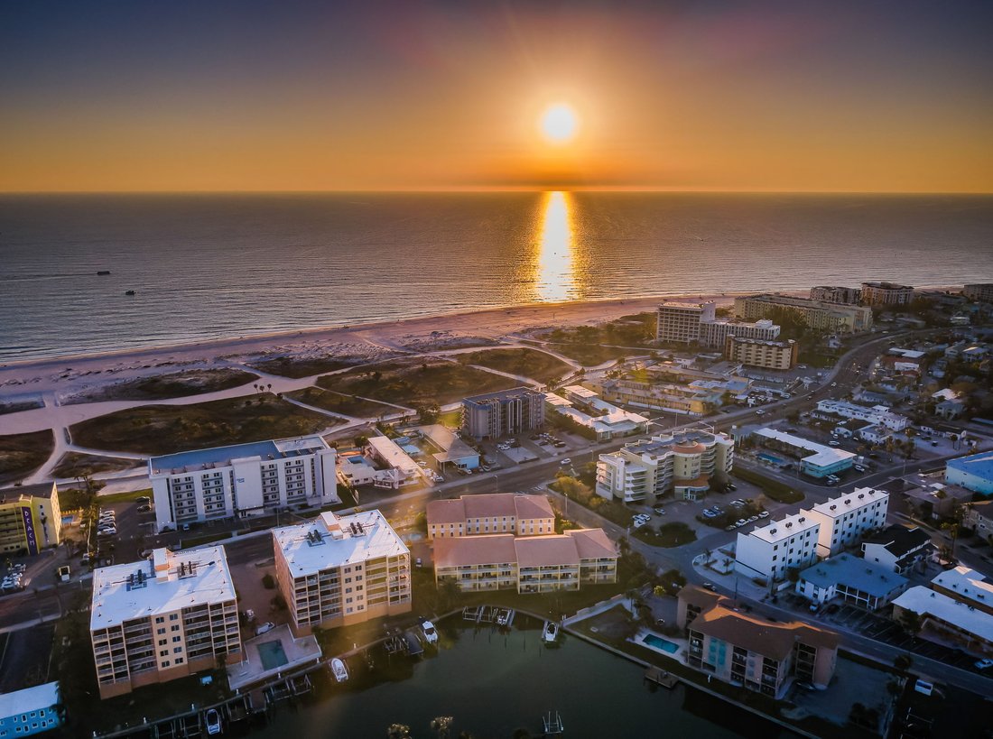 Townhouse in St. Pete Beach, Florida, United States 4 - 18727859