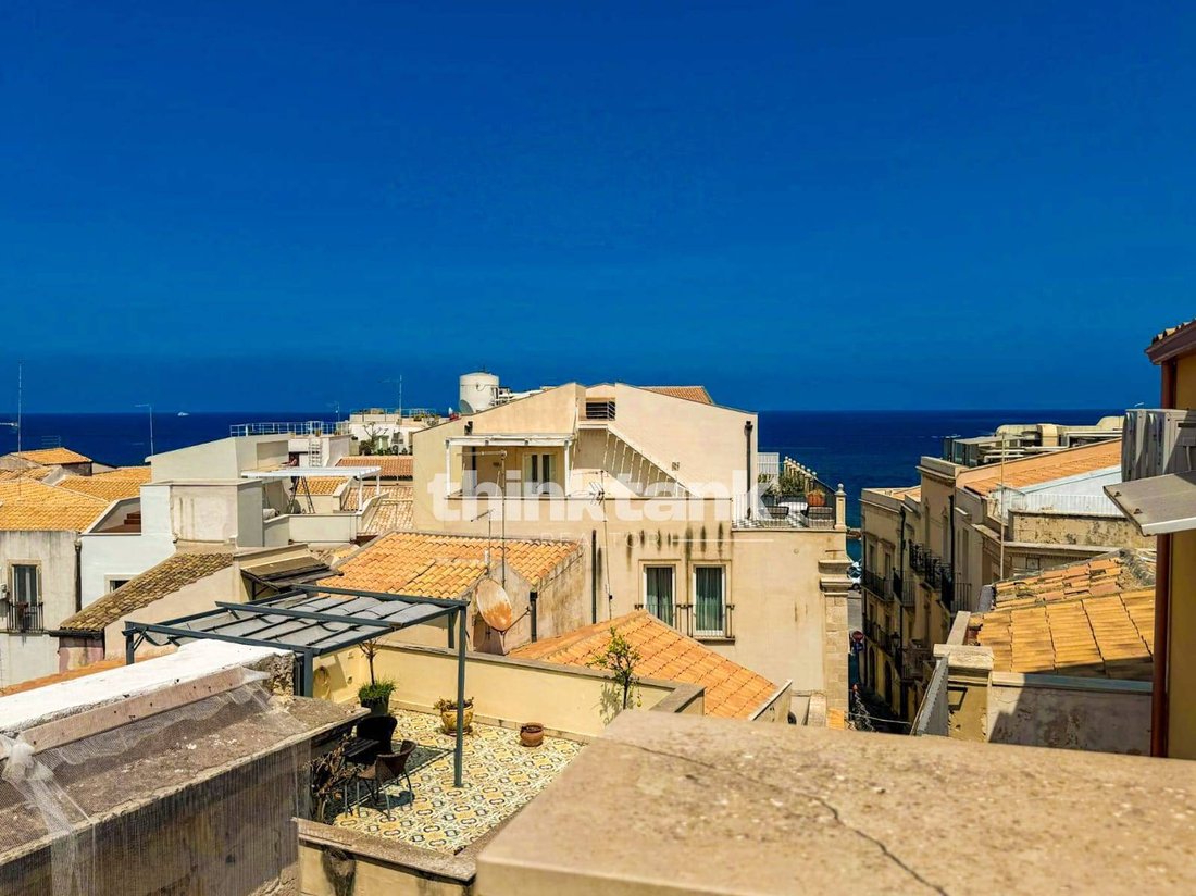 Villa en Ortigia, Sicilia, Italia 2 - 18729012