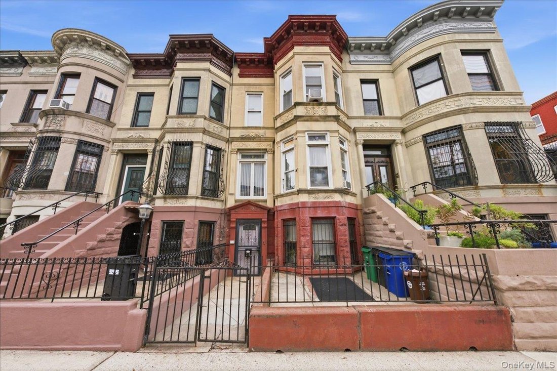 House in New York, New York, United States 1 - 18726370