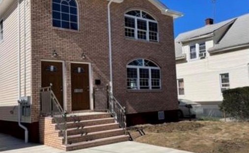 House in New York, New York, United States 1