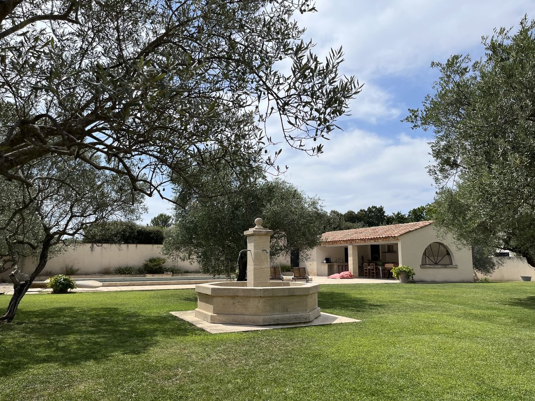 Villa in Venasque, Provence-Alpes-Côte d'Azur, Frankreich 2 - 18728412