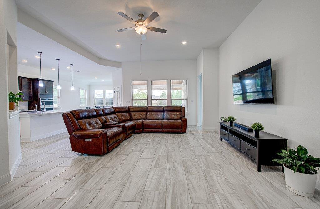 House in Leander, Texas, United States 3 - 18726909