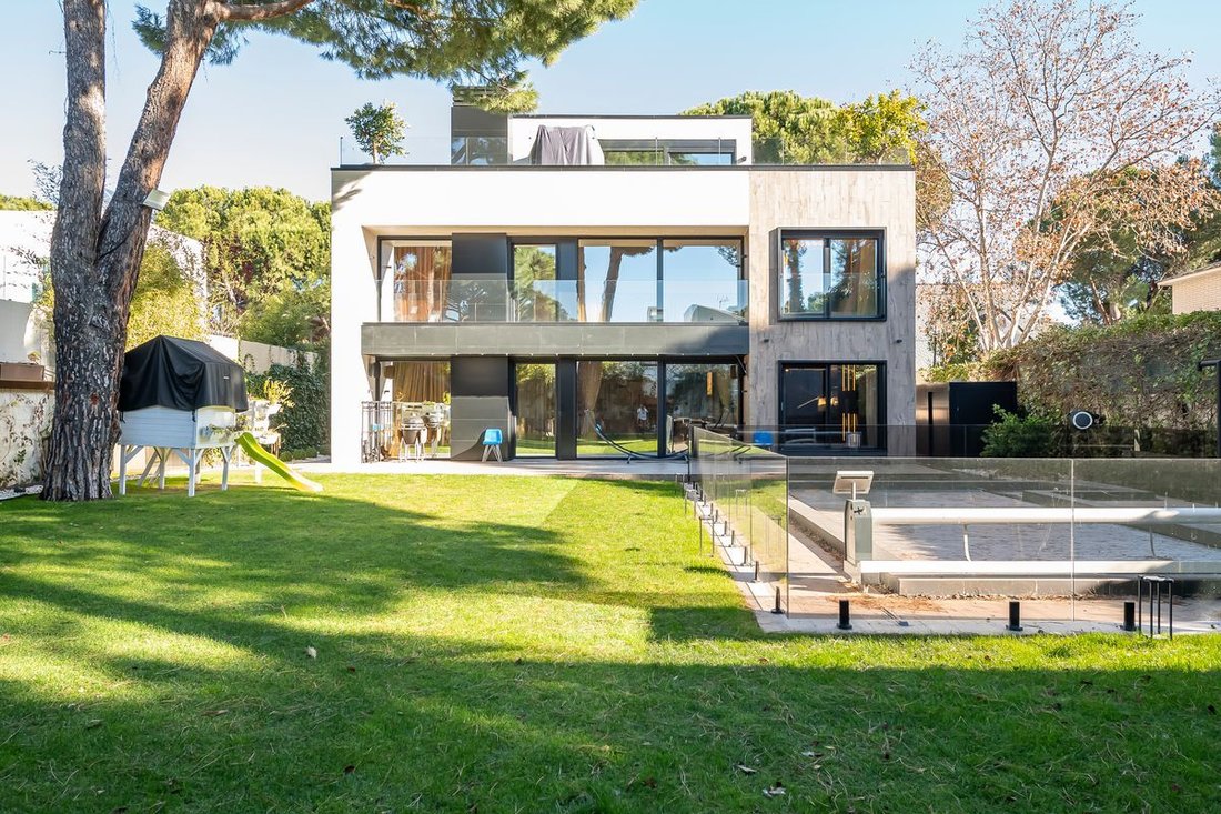 House in Pozuelo de Alarcon, Comunidad de Madrid, Spain 1 - 16153859
