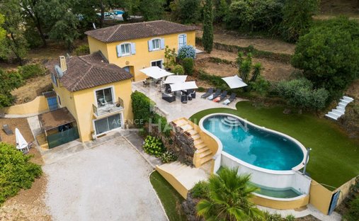 Villa in Bois Fleuri-Chevre d'Or-Saint Philippe, Biot, France 1