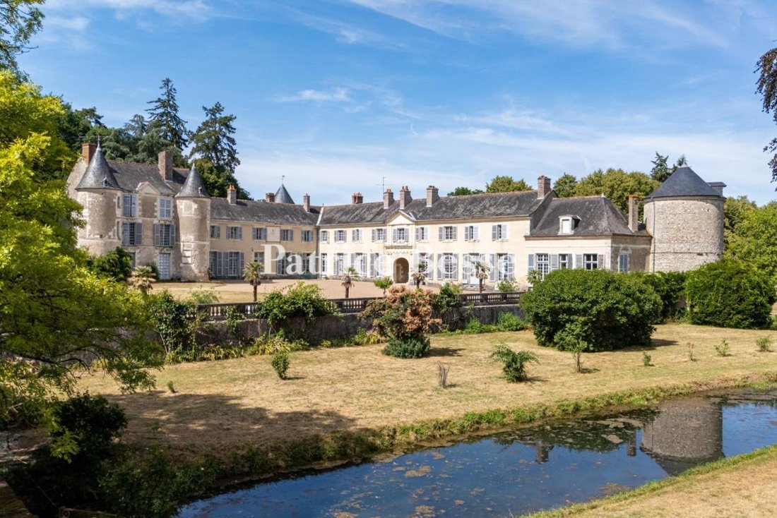 Château à Centre Ville, Blois, France 1 - 18727932