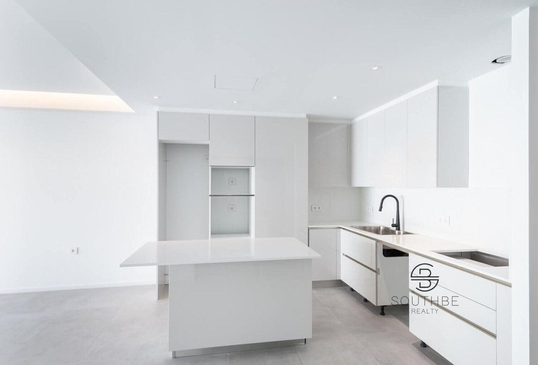 Apartment in Glyfada, Attica, Greece 4 - 18725161