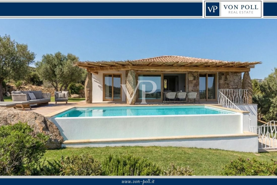 Casa en Loiri Porto San Paolo, Cerdeña, Italia 1 - 18720926