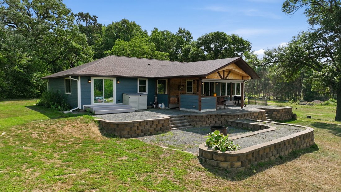 Casa a Chetek, Wisconsin, Stati Uniti 1 - 18727039