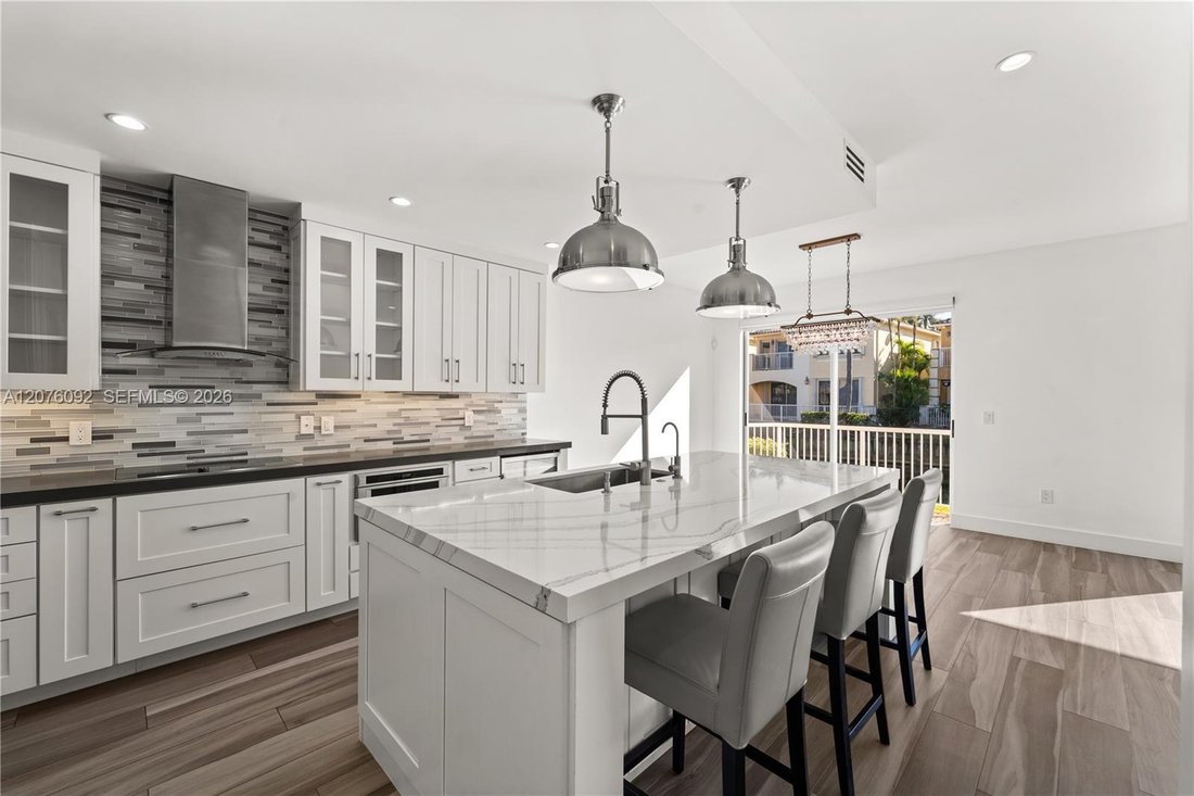 Casa en Aventura, Florida, Estados Unidos 5 - 18727953