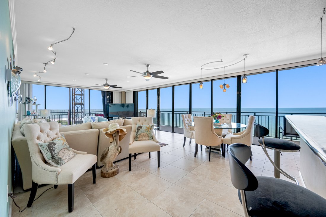 Condo in St. Pete Beach, Florida, United States 3 - 18727925