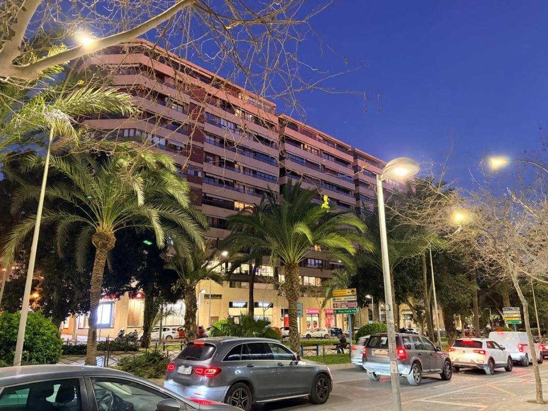 Wohnung in Alicante, Land Valencia, Spanien 1 - 18374296