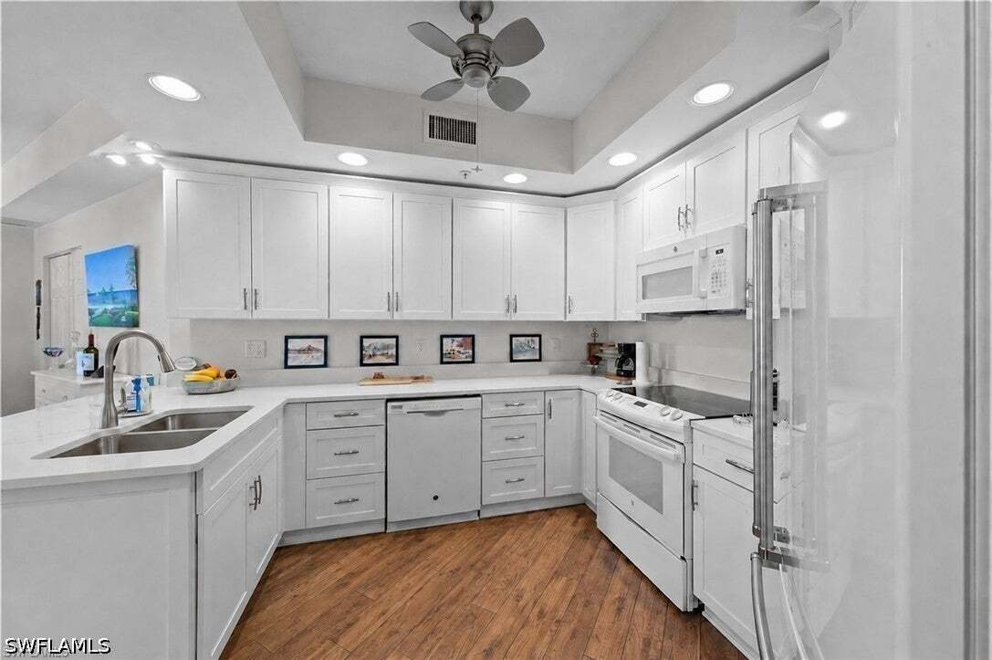 Appartement à Bonita Springs, Floride, États-Unis 3 - 18726948