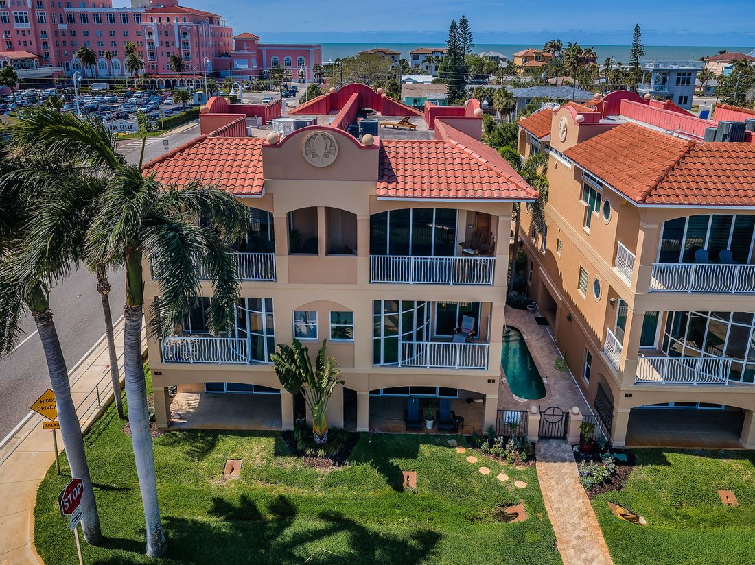 Townhouse in St. Pete Beach, Florida, United States 1 - 18727904