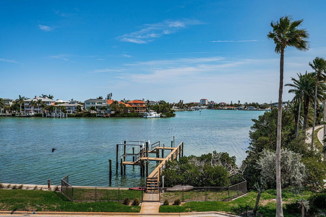 Townhouse in St. Pete Beach, Florida, United States 2 - 18727904