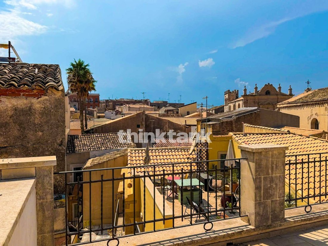 Villa en Ortigia, Sicilia, Italia 3 - 18729012