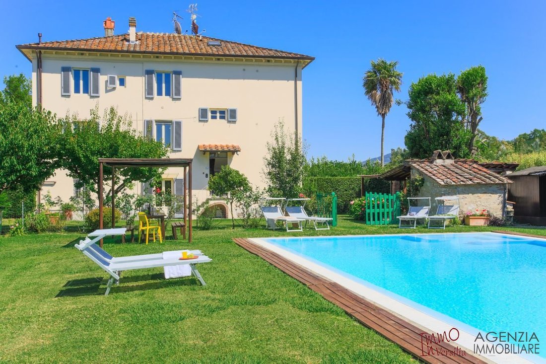Villa en Montuolo - Fagnano, Lucca, Italia 1 - 16725430